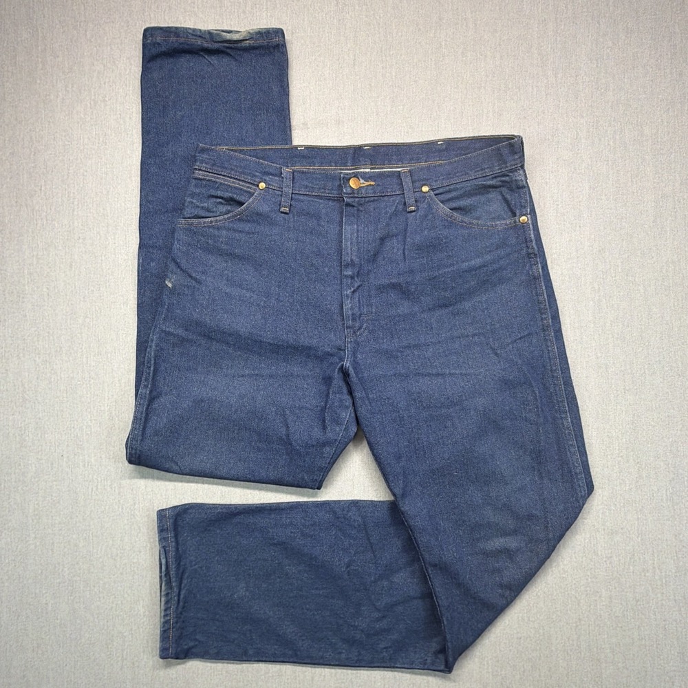 Wrangler Jeans Men's 37x34 Blue Denim Straight Leg Classic Fit Western 1013MWZ